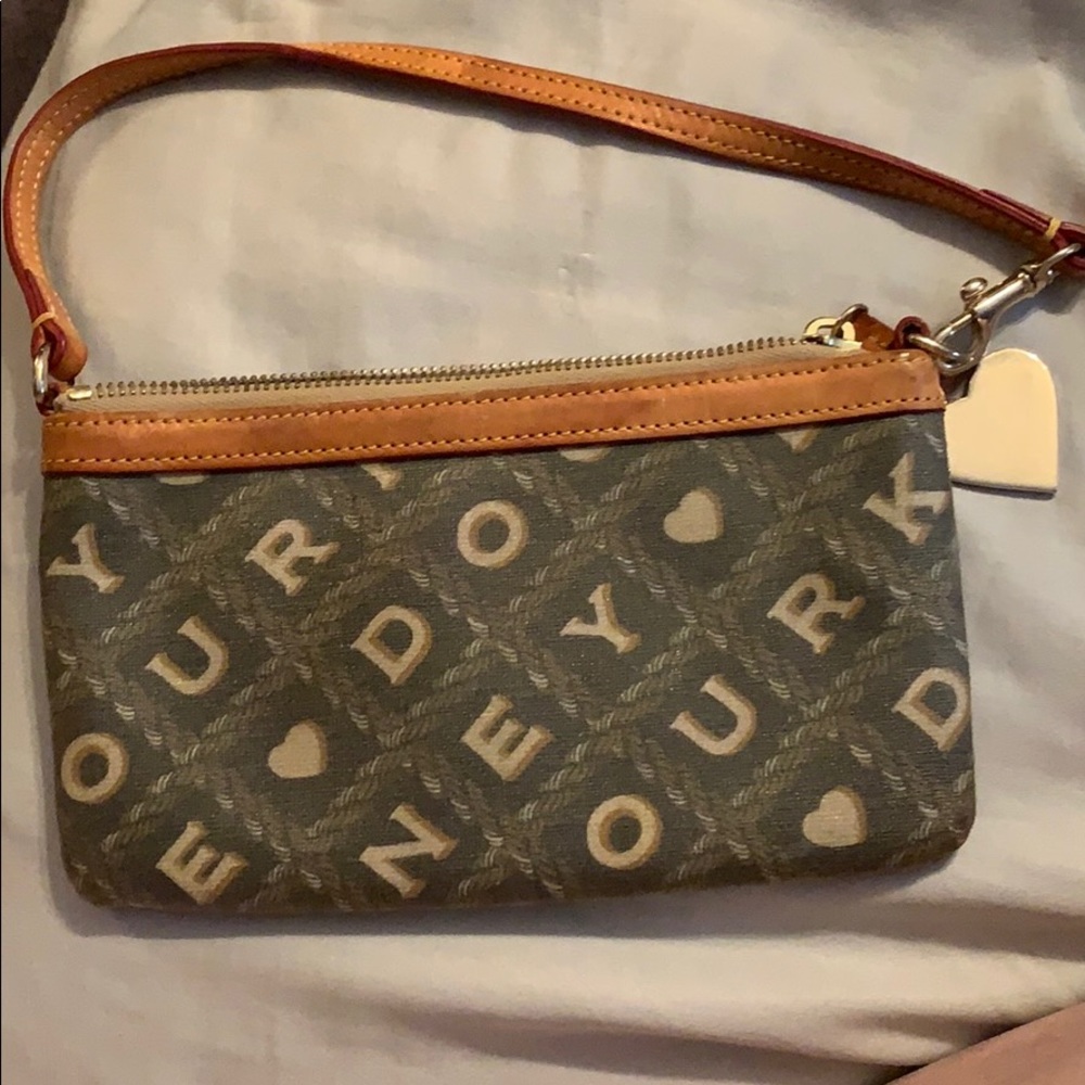Dooney & Bourke Purse